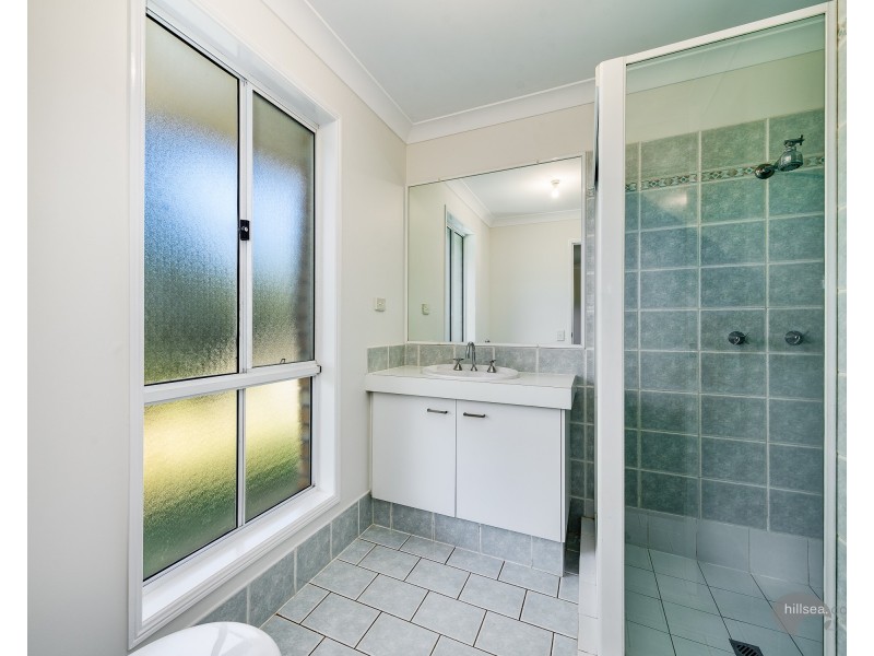 9 County Close, Parkwood QLD 4214