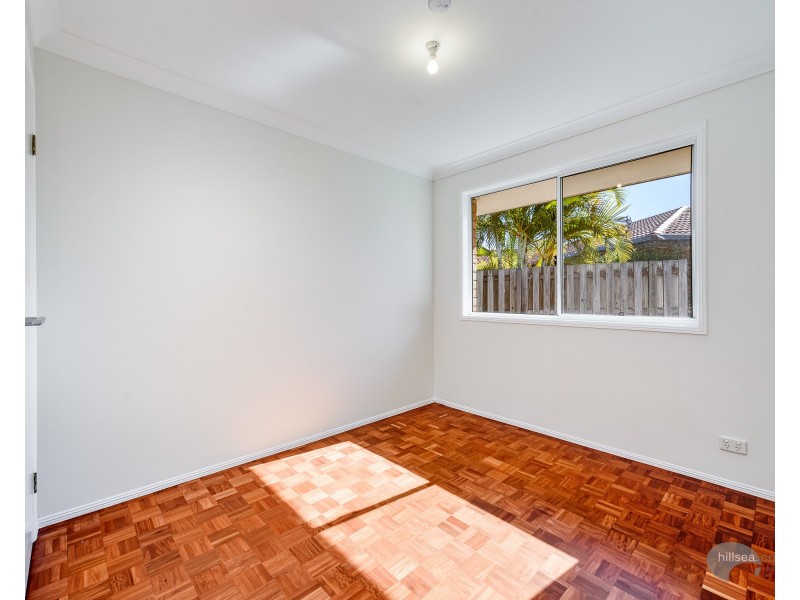 9 County Close, Parkwood QLD 4214