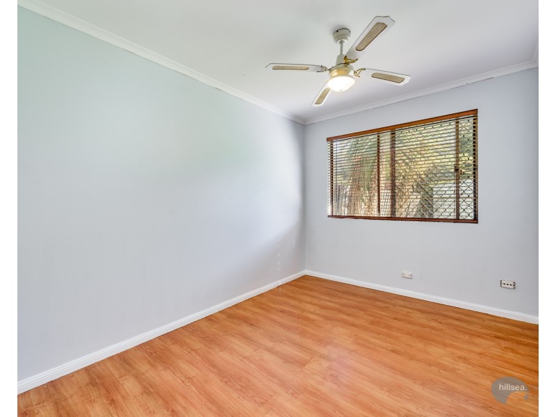 2/118 Kumbari Avenue, Labrador QLD 4215