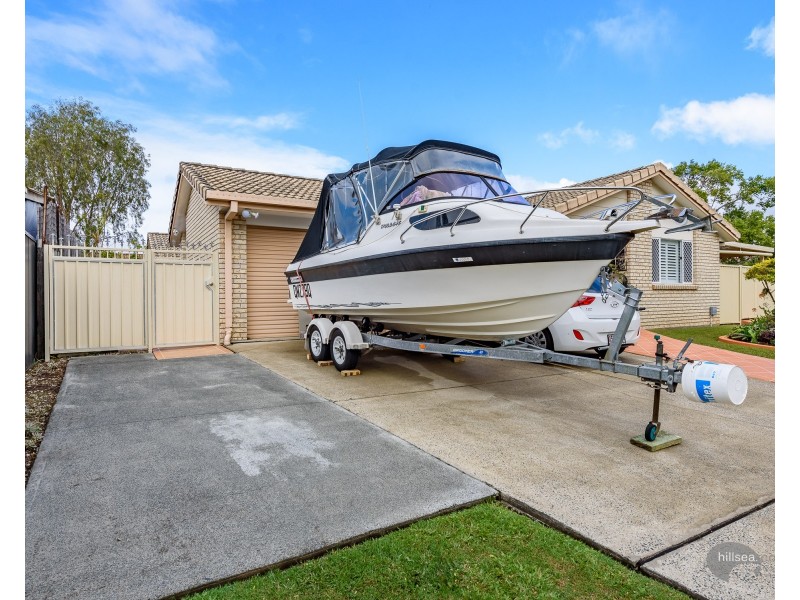 2/33 Kenny Drive, Labrador QLD 4215