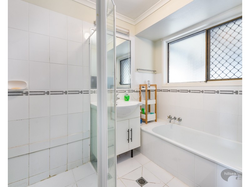 1/4 Kangaroo Avenue, Coombabah QLD 4216