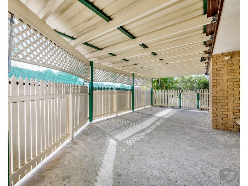 1/4 Mace Court, Labrador QLD 4215