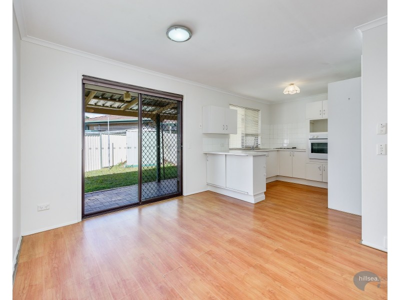 1/4 Mace Court, Labrador QLD 4215