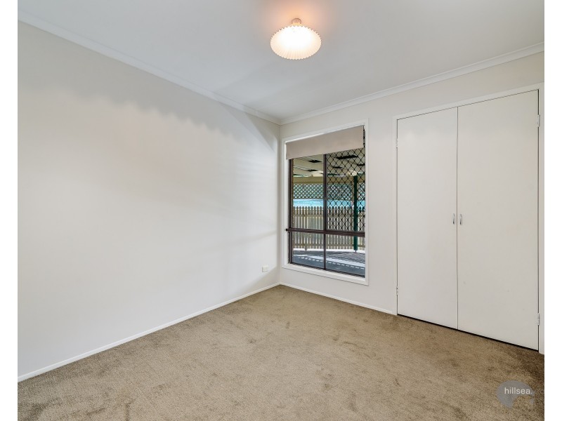 1/4 Mace Court, Labrador QLD 4215