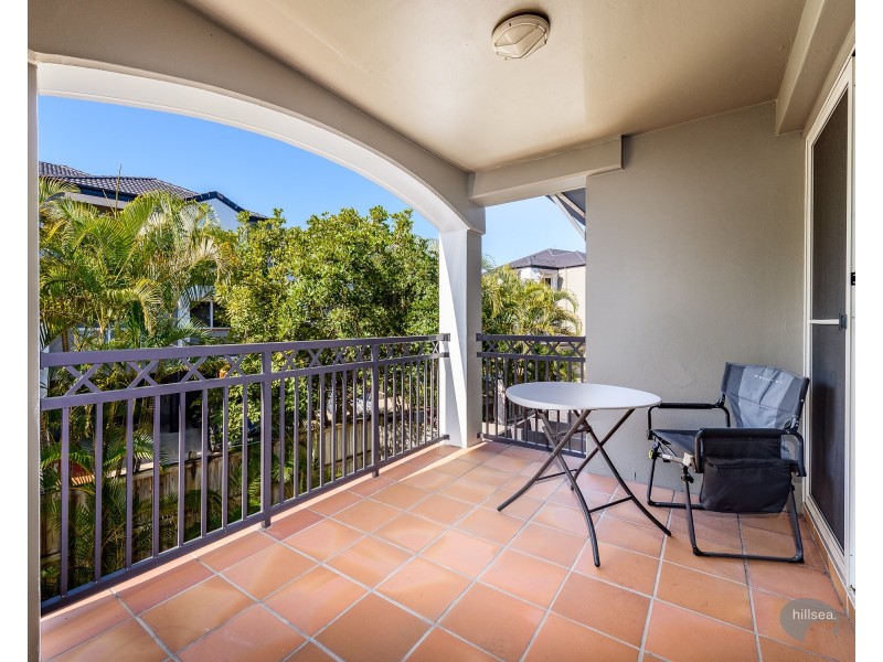 12/82-86 Limetree Parade, Runaway Bay QLD 4216