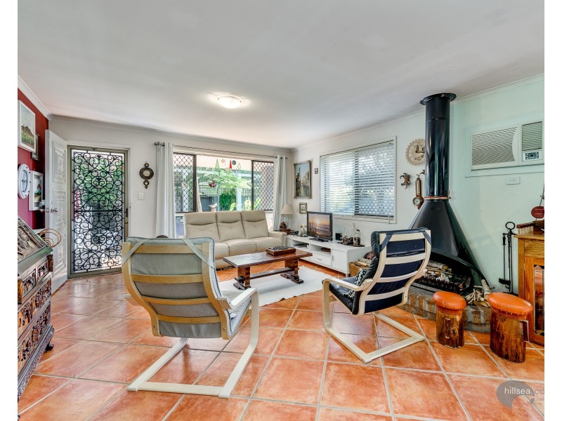 25 Morala Avenue, Biggera Waters QLD 4216