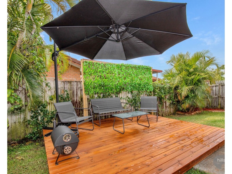 2/8 Calvary Court, Labrador QLD 4215