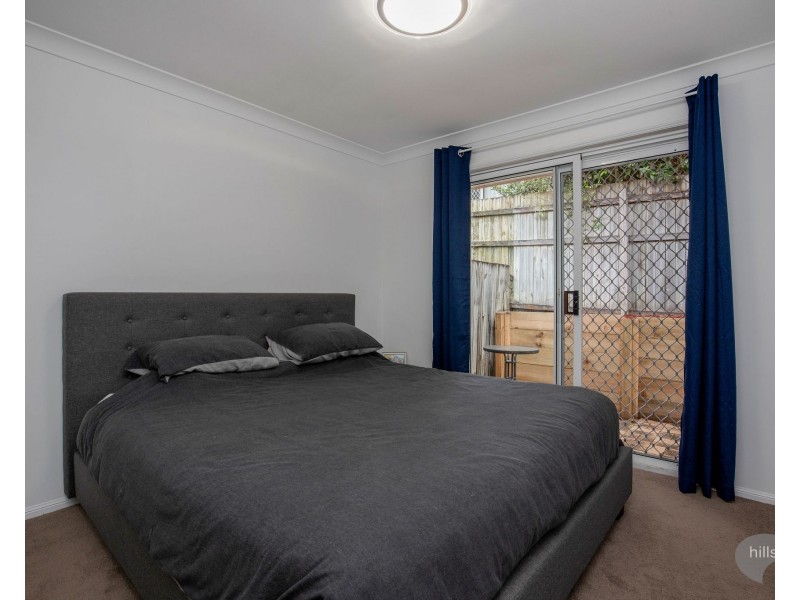 2/8 Calvary Court, Labrador QLD 4215