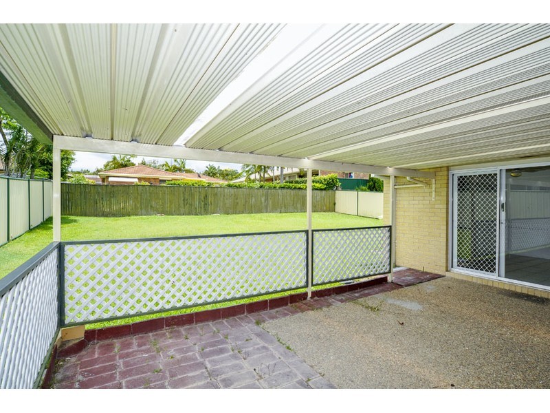 138 Olsen Avenue, Arundel QLD 4214