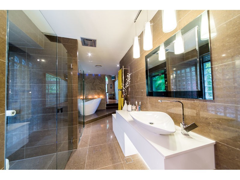 7 Arjuna Way, Gaven QLD 4211