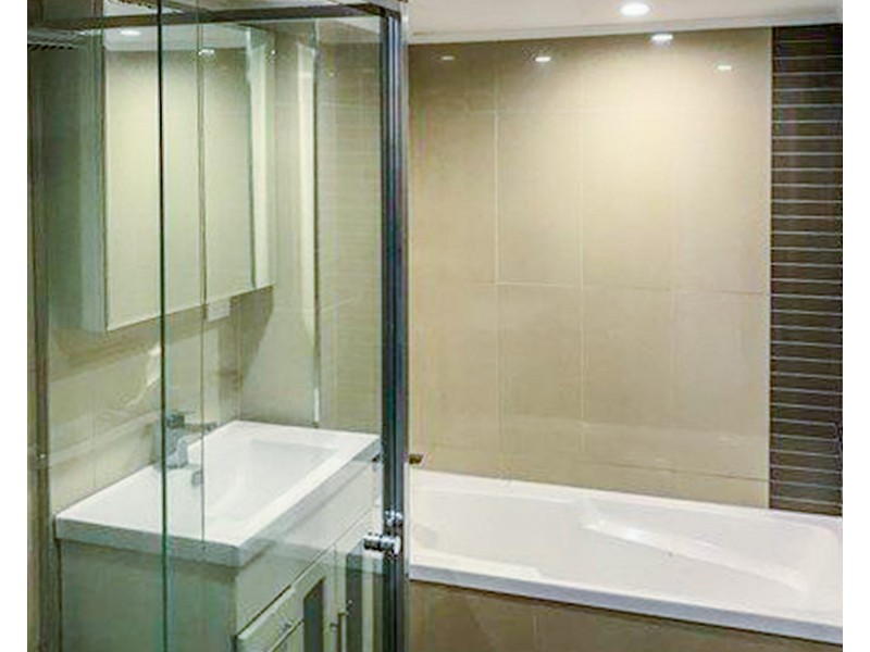 4/111 Frank Street, Labrador QLD 4215