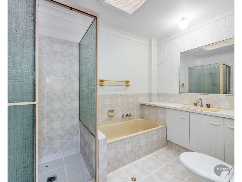 18/81 Olsen Avenue, Labrador QLD 4215