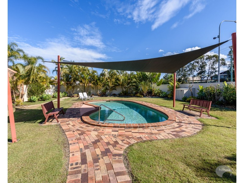 18/81 Olsen Avenue, Labrador QLD 4215