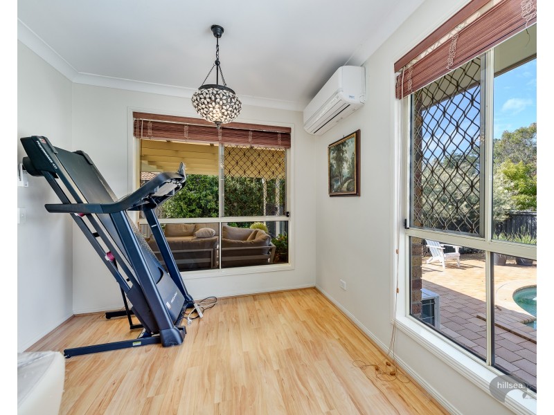 1 Sutton Court, Parkwood QLD 4214