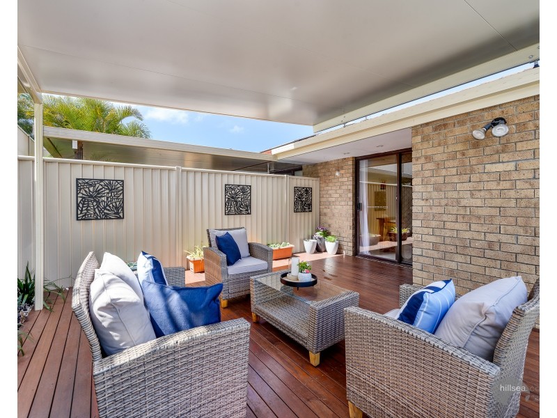2/13 Orkney Place, Labrador QLD 4215