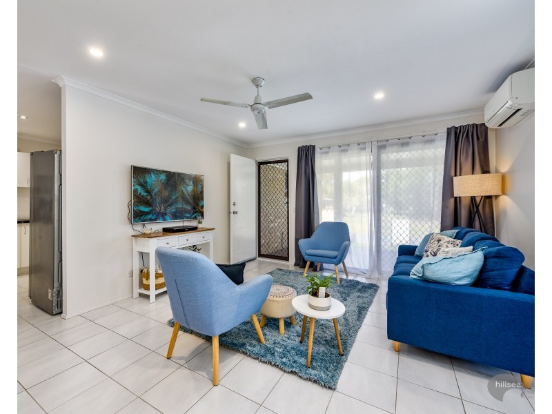 2/13 Orkney Place, Labrador QLD 4215