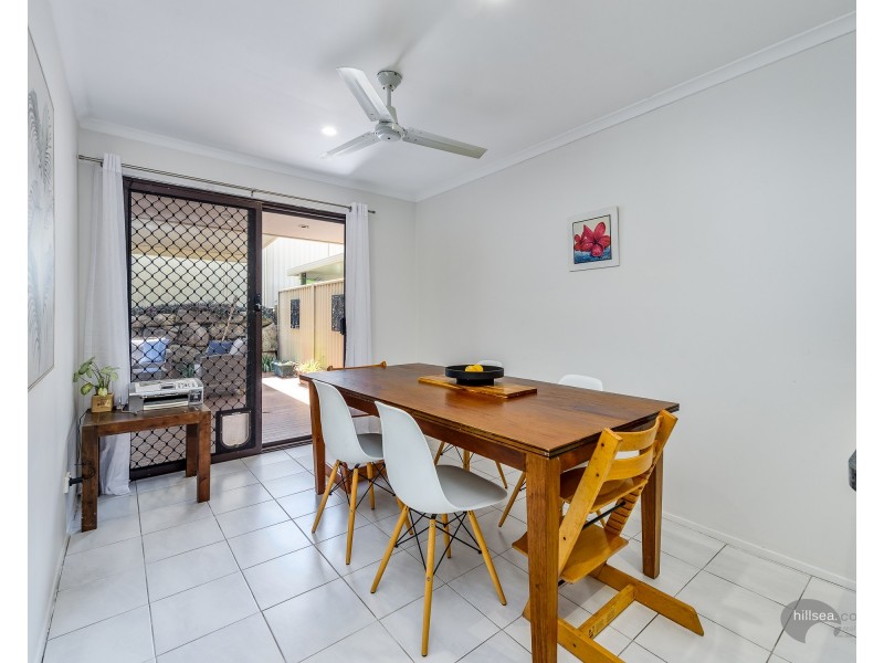 2/13 Orkney Place, Labrador QLD 4215