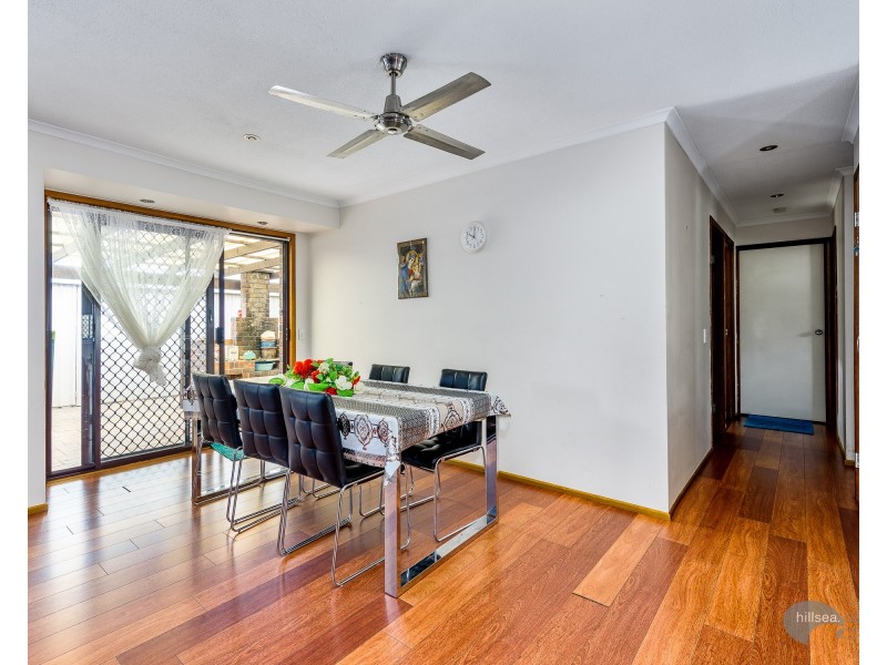 2/7 Ruth Anne Close, Labrador QLD 4215