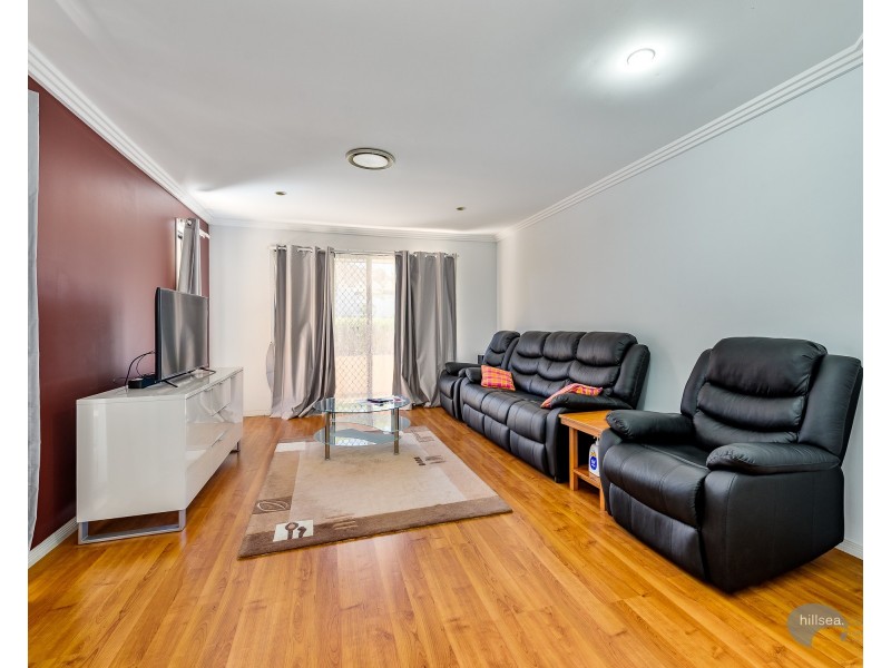 16 Wattlebrush Grove, Molendinar QLD 4214