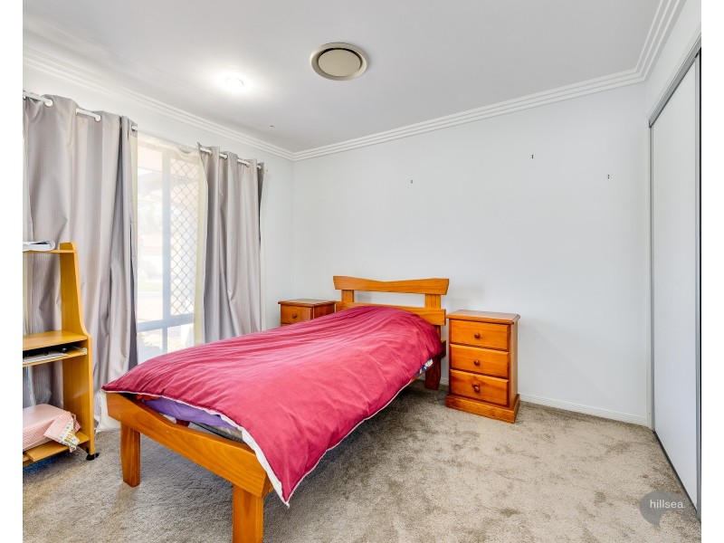 16 Wattlebrush Grove, Molendinar QLD 4214