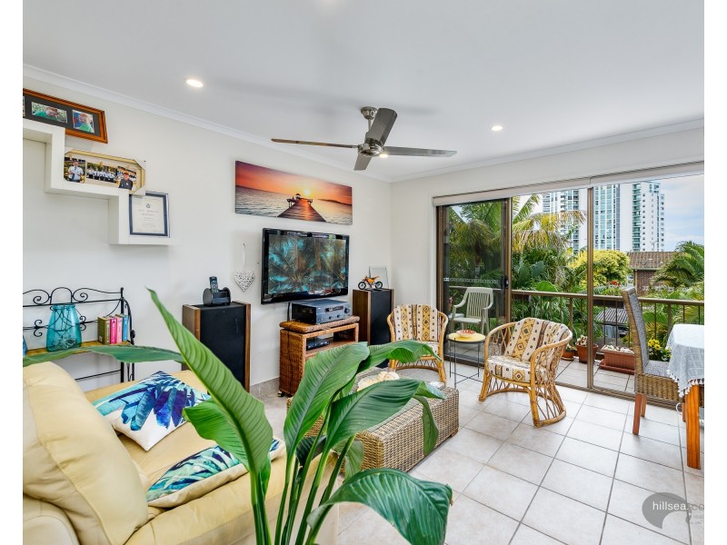 24/27 Whiting Street, Labrador QLD 4215