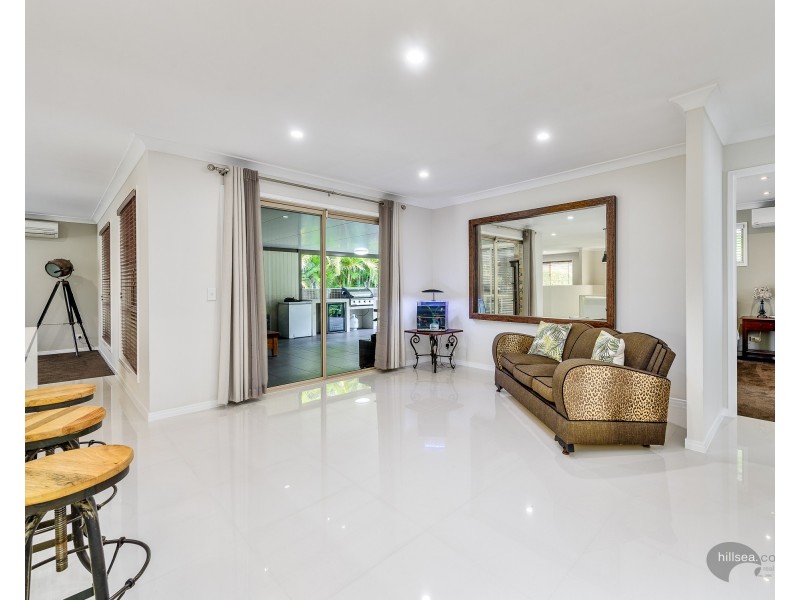 18 Peter Senior Court, Parkwood QLD 4214