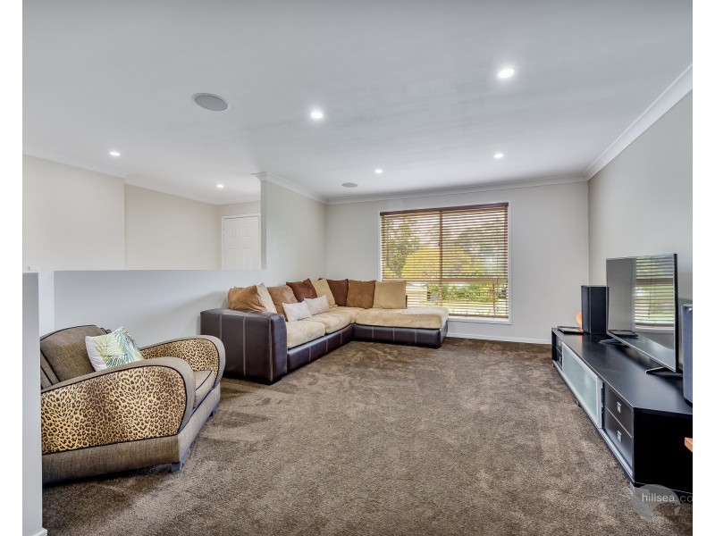 18 Peter Senior Court, Parkwood QLD 4214