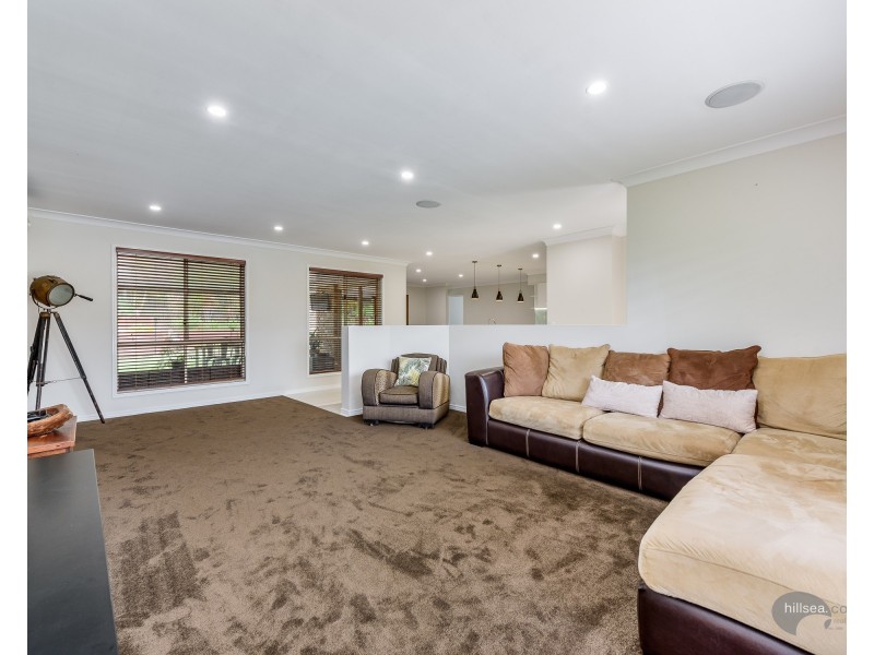 18 Peter Senior Court, Parkwood QLD 4214