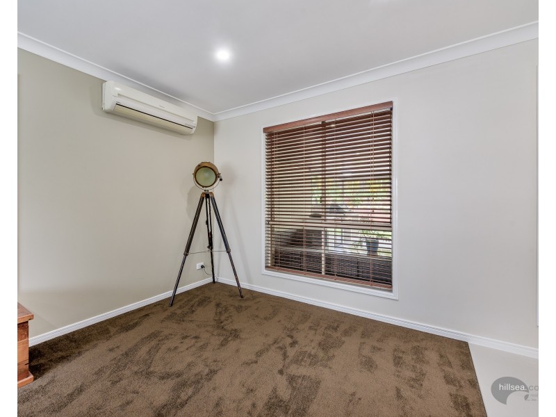 18 Peter Senior Court, Parkwood QLD 4214