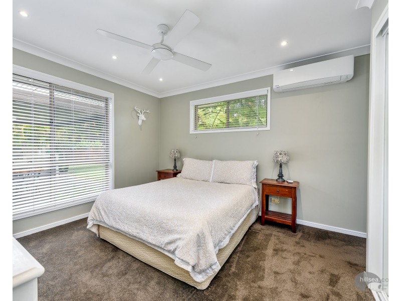 18 Peter Senior Court, Parkwood QLD 4214