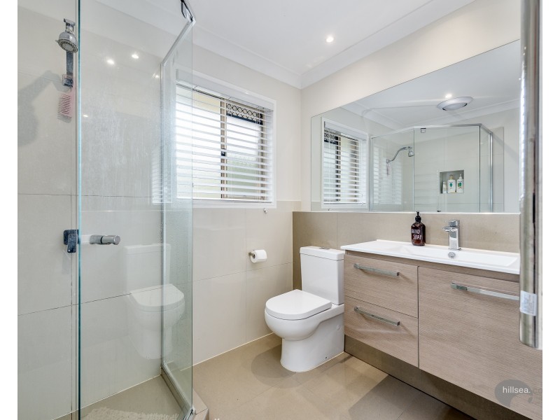 18 Peter Senior Court, Parkwood QLD 4214