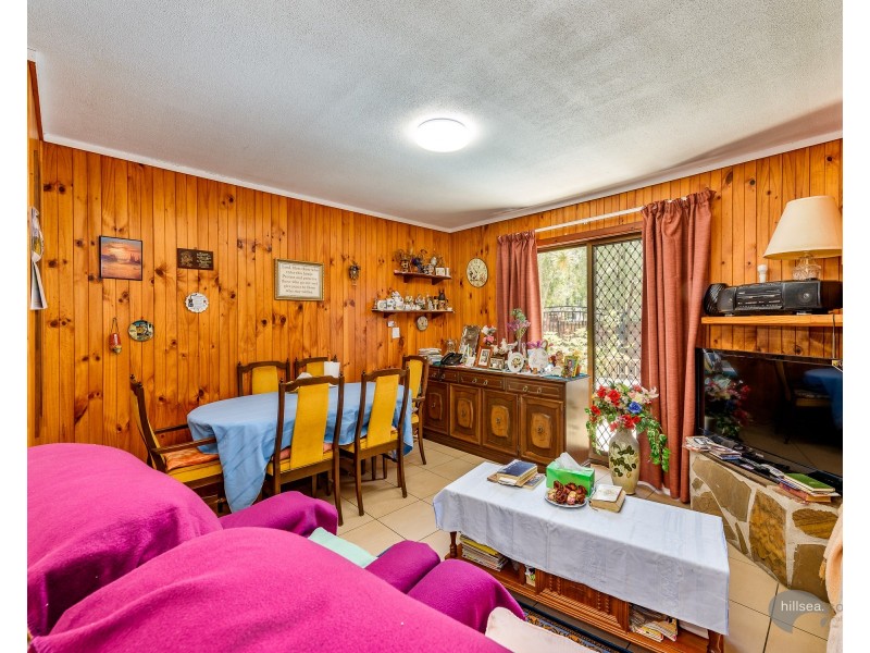 12 Milton Avenue, Paradise Point QLD 4216