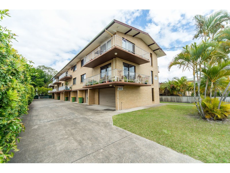 8/34 Imperial Parade, Labrador QLD 4215