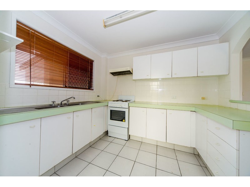 8/34 Imperial Parade, Labrador QLD 4215