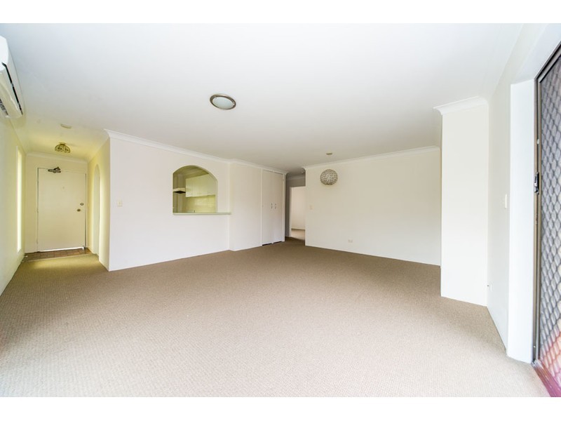 8/34 Imperial Parade, Labrador QLD 4215