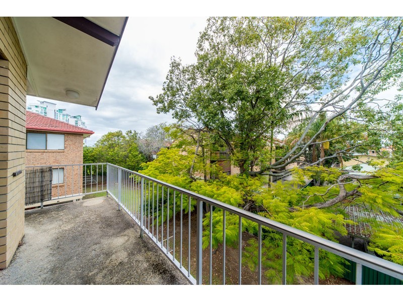 8/34 Imperial Parade, Labrador QLD 4215