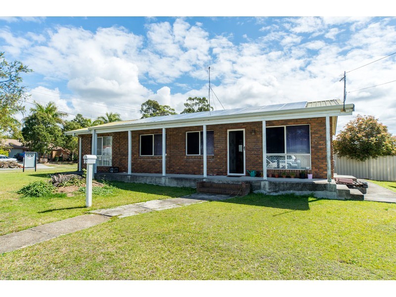191 Whiting Street, Labrador QLD 4215
