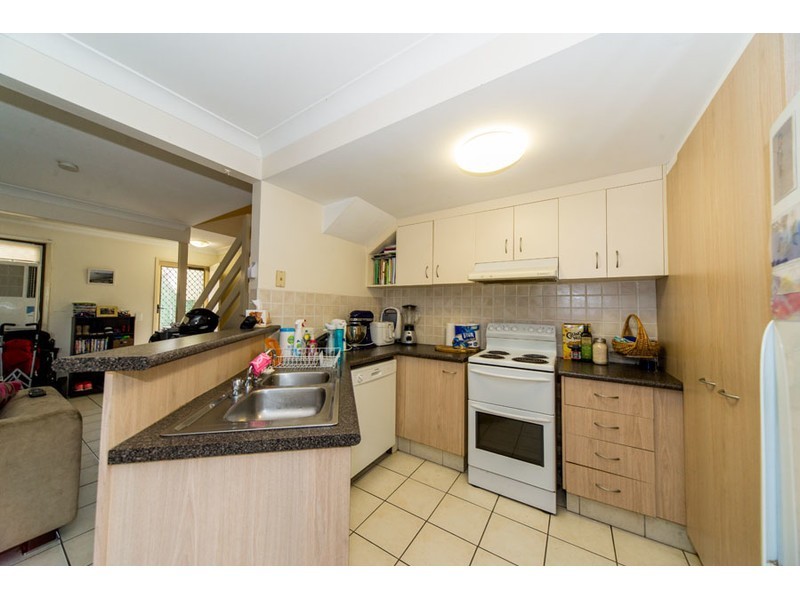 48/71 Olsen Avenue, Labrador QLD 4215