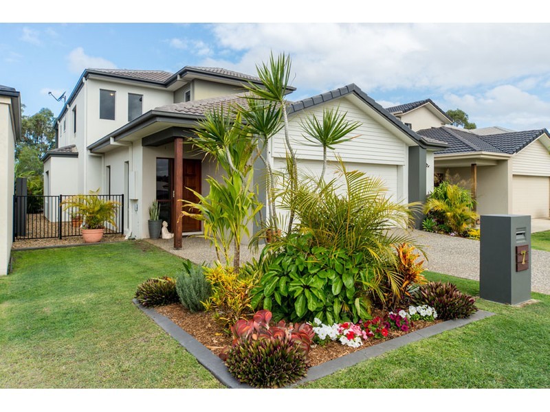 7 Zane Street, Molendinar QLD 4214