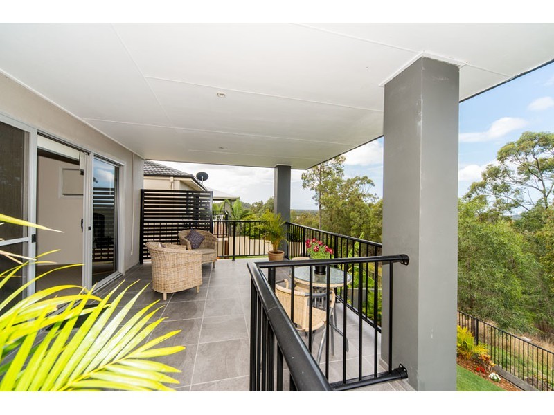 7 Zane Street, Molendinar QLD 4214