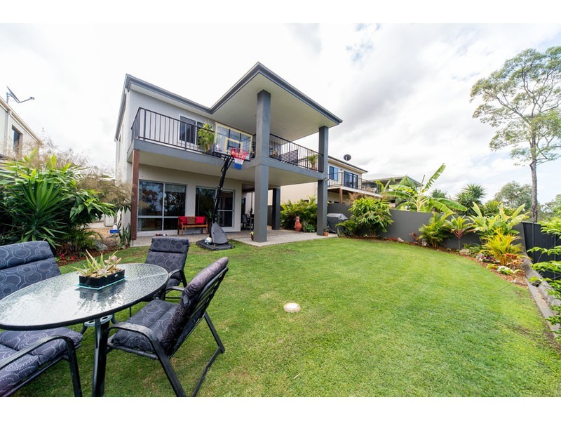 7 Zane Street, Molendinar QLD 4214
