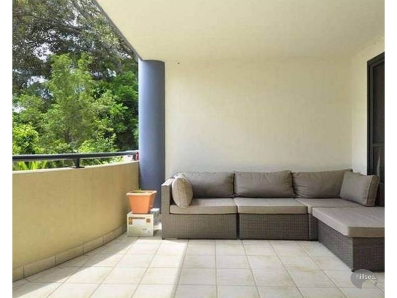 105/392 Marine Parade, Labrador QLD 4215