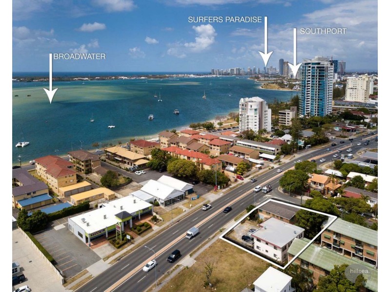 2/94 Frank Street, Labrador QLD 4215