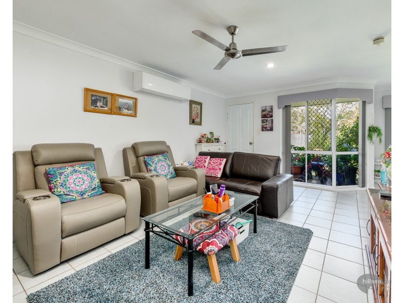 1/18 Kenny Drive, Labrador QLD 4215