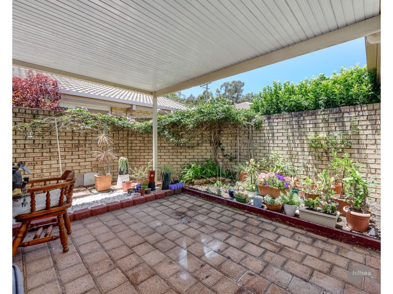 1/18 Kenny Drive, Labrador QLD 4215