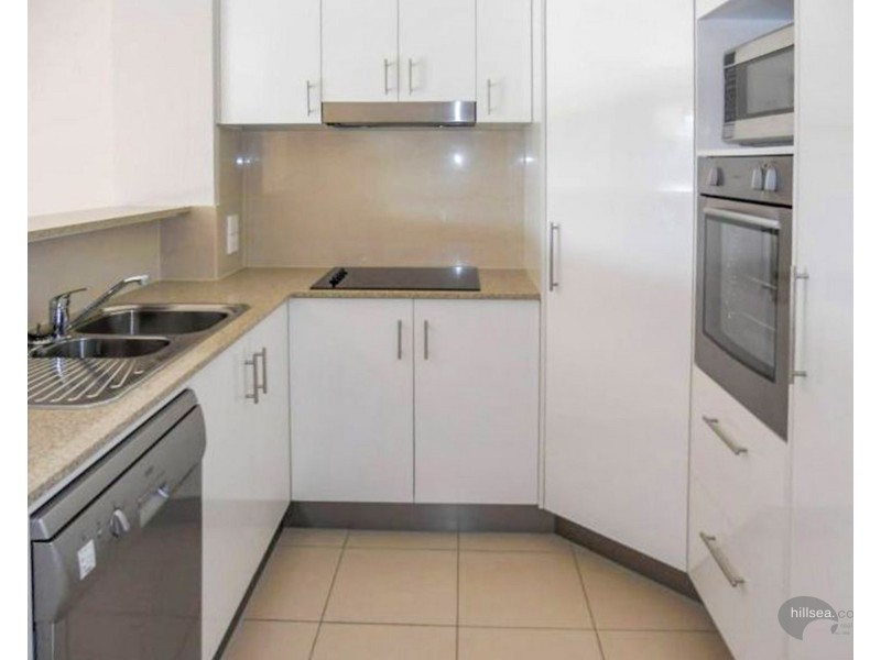 7/99-103 Muir Street, Labrador QLD 4215