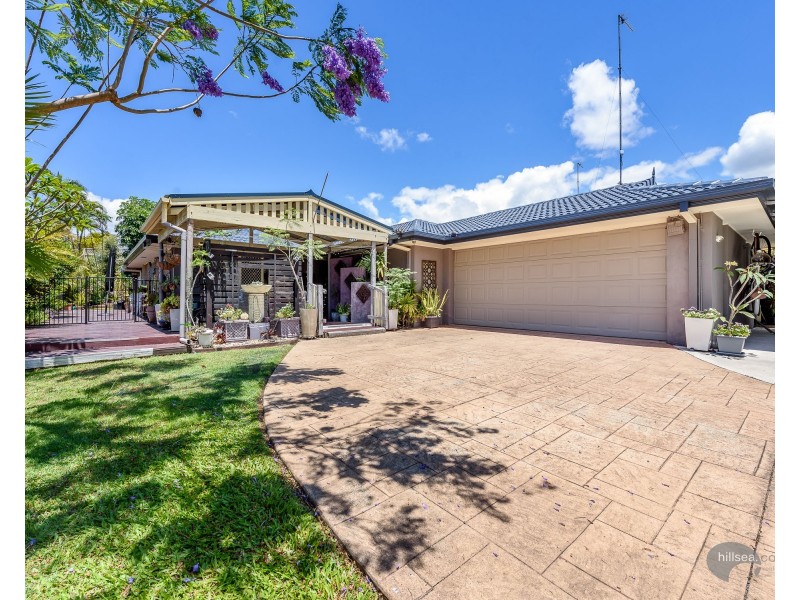49 Daintree Drive, Parkwood QLD 4214