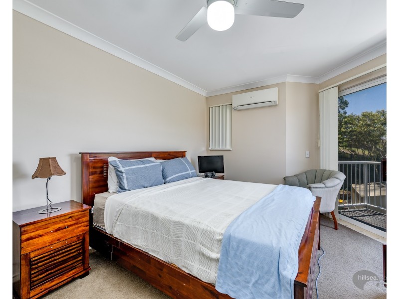 18/6 Buddy Holly Close, Parkwood QLD 4214