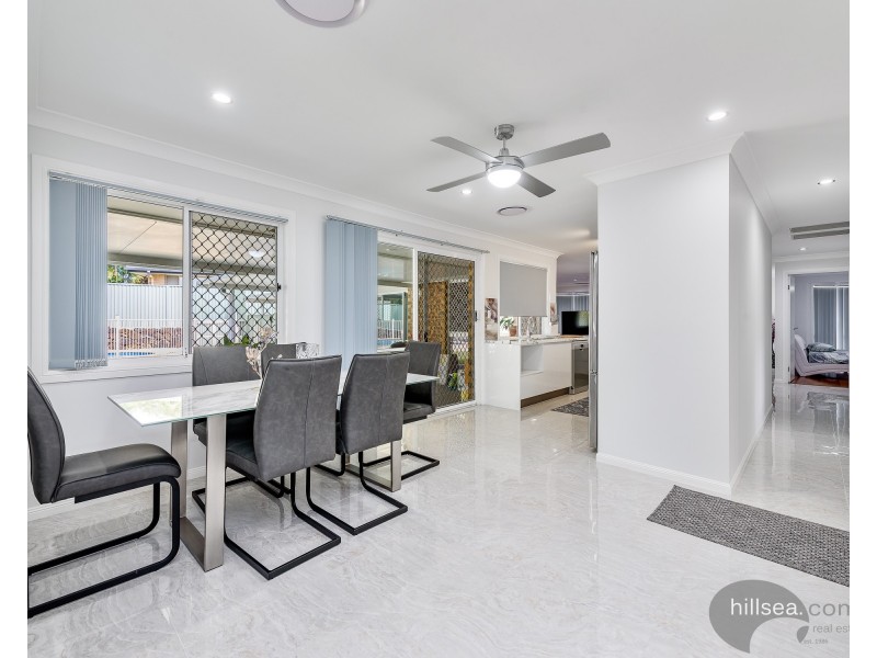 10 Ashburton Close, Arundel QLD 4214