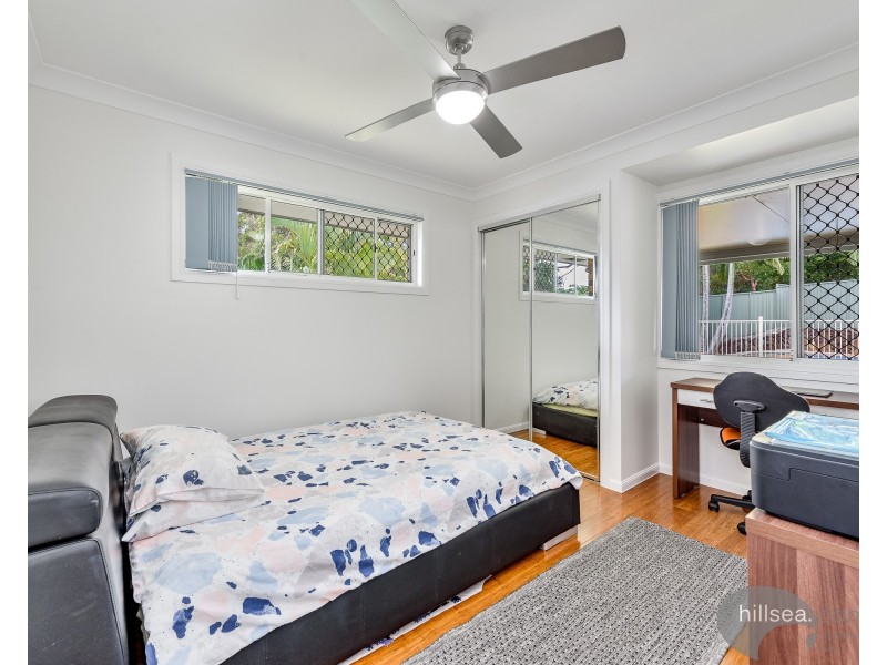 10 Ashburton Close, Arundel QLD 4214